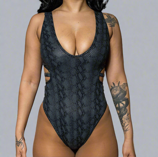 The Cutout (Grey Serpent)